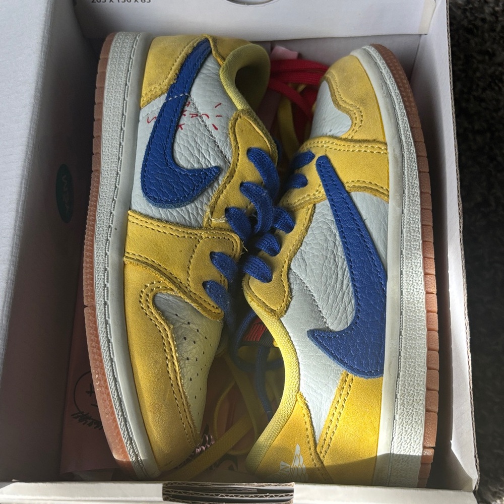 Nike Red and Yellow Shoelaces